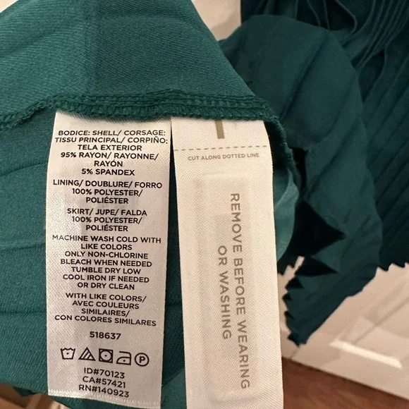 NWT LOFT Emerald Green Dress - Picture 10 of 10